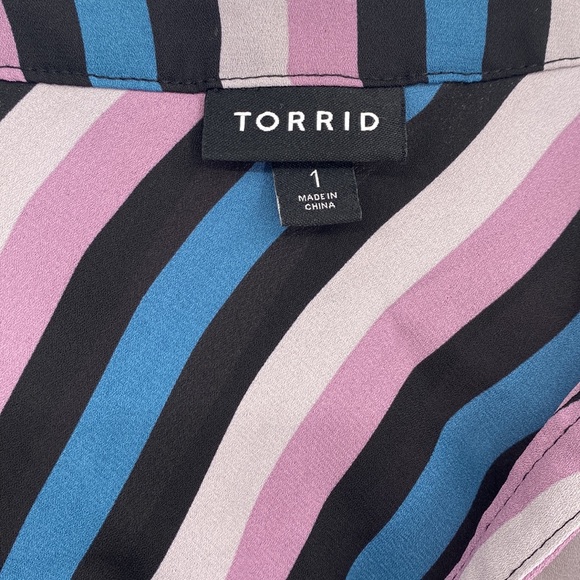 Torrid Georgette Bow Tie Blouse Size 1 / 1X equivalent - Picture 7 of 10